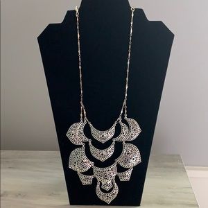 Stella & Dot silver necklace